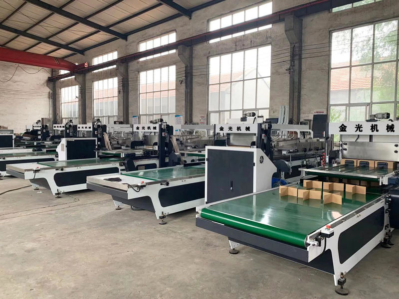 Hebei Jinguang Packing Machine CO.,LTD factory production line
