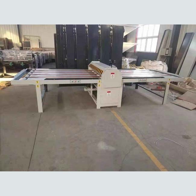 Convenient Platform Corrugated Box Die Cutting Machine 0-15m / Min